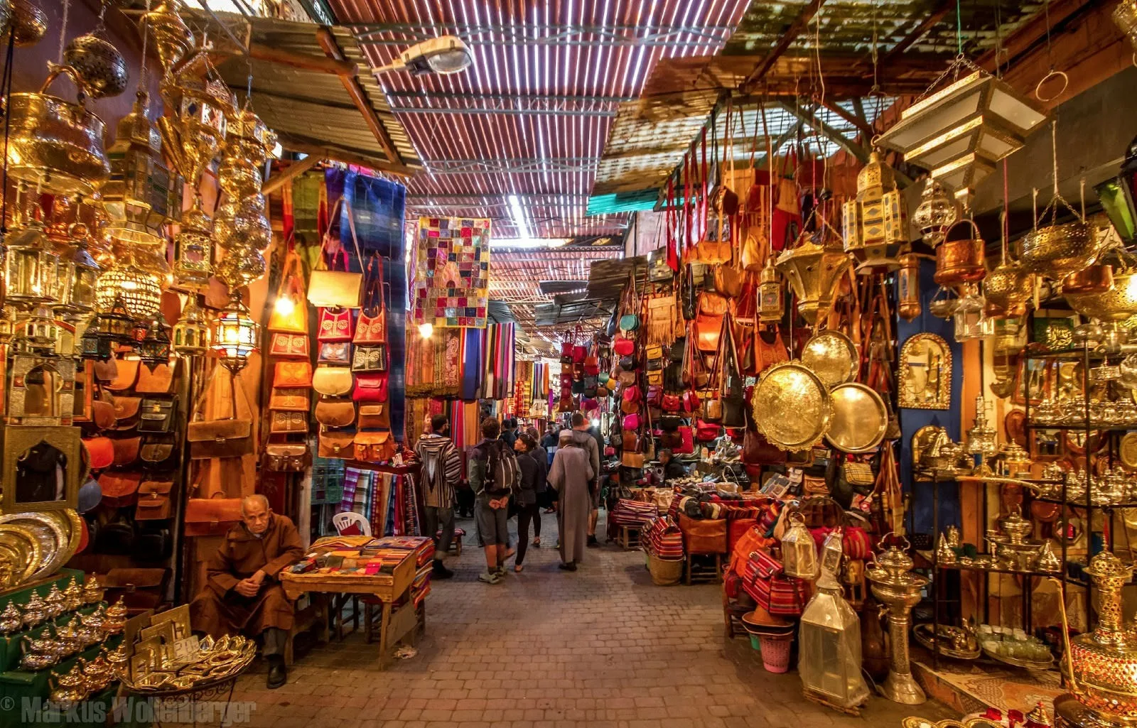 Contact & book your private tour in Marrakech